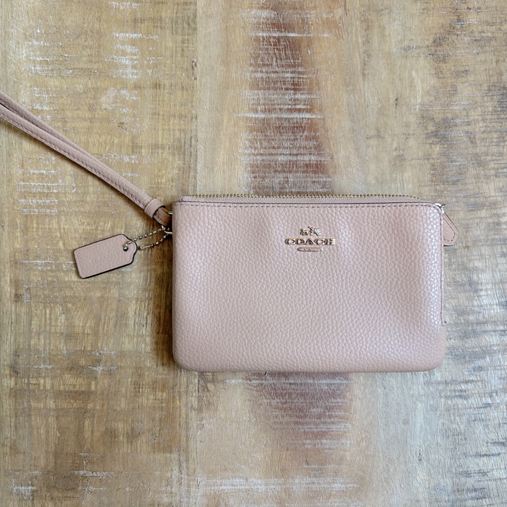 Coach Leather Wristlet in Light Pink
